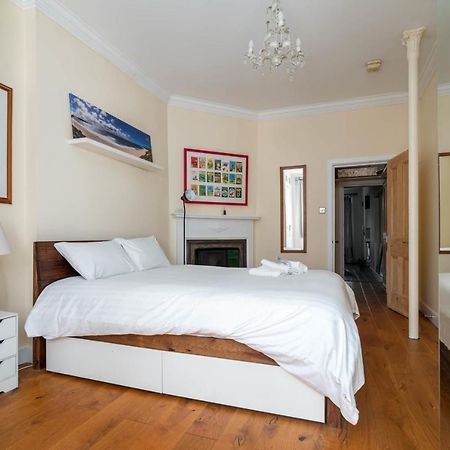 Guestready - Former Pub-Turned-One Bedroom Flat London Eksteriør billede